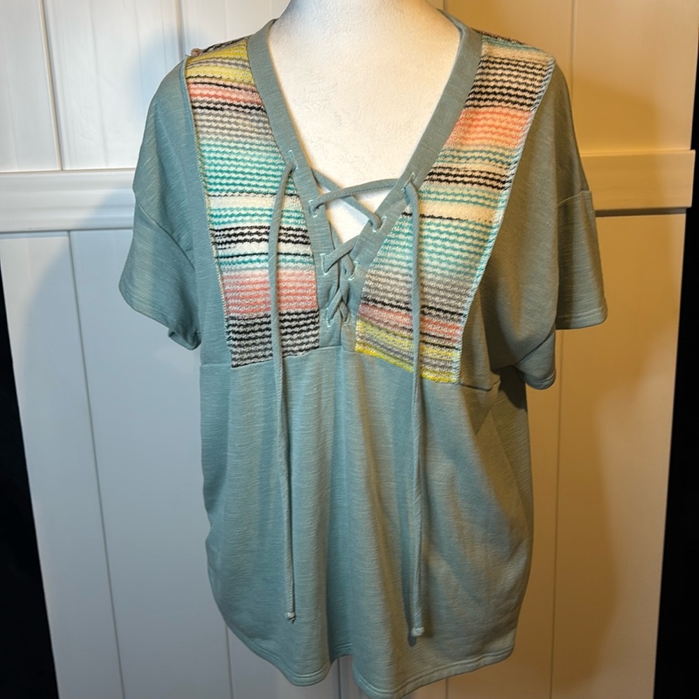 NWOT Sugarfox green multi shirt